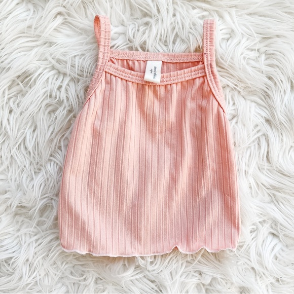 Arrows + Rubies | Pink Ribbed Lettuce Hem Tank - Picture 3 of 10